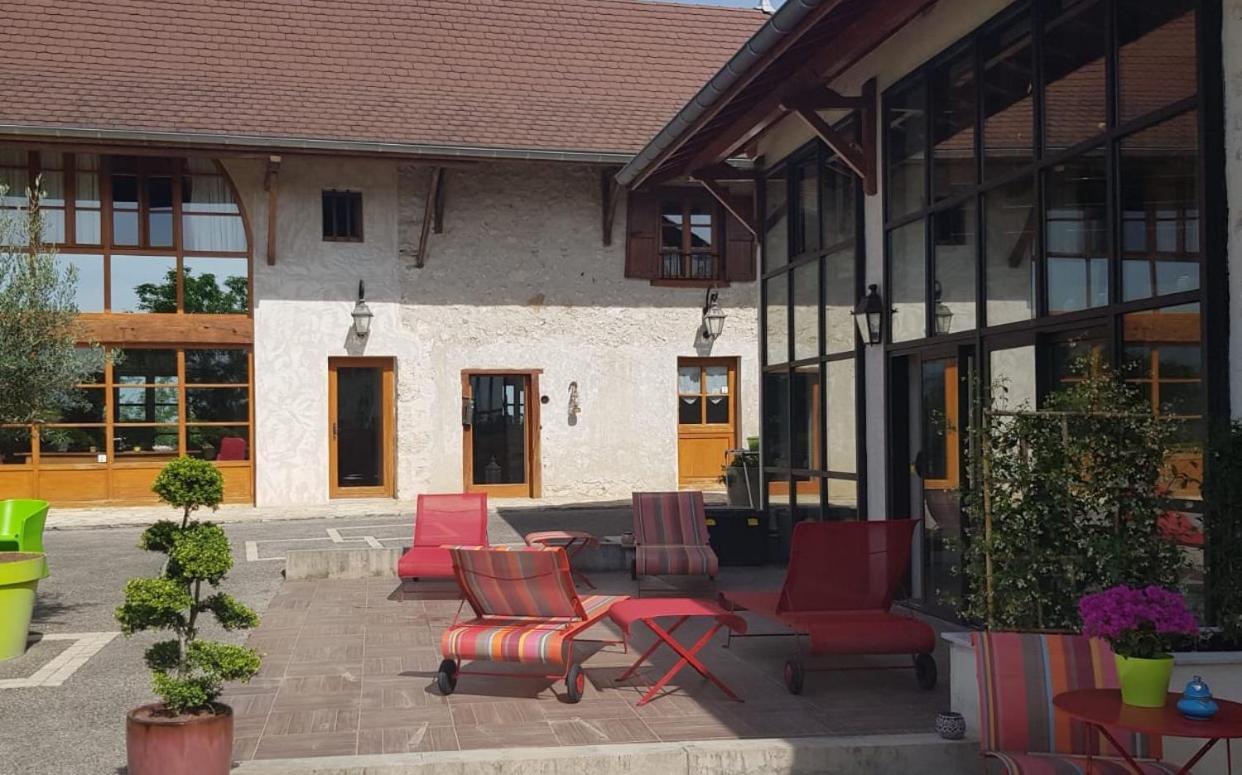 Le Domaine De Tizo Hotel Saint-Victor-de-Morestel Екстериор снимка