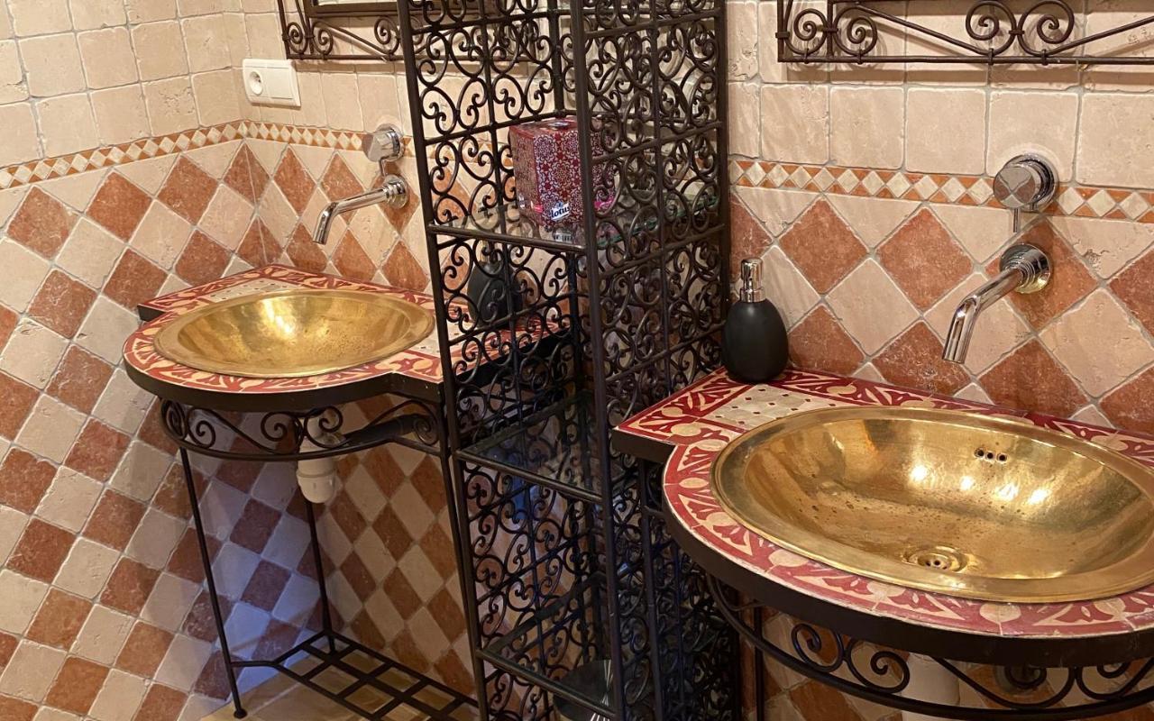 Le Domaine De Tizo Hotel Saint-Victor-de-Morestel Екстериор снимка