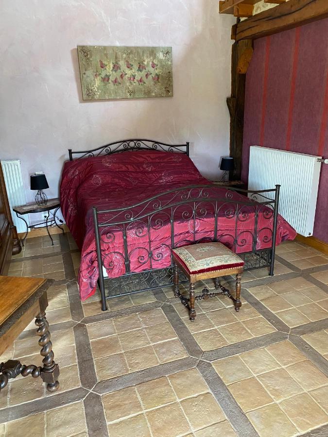 Le Domaine De Tizo Hotel Saint-Victor-de-Morestel Екстериор снимка
