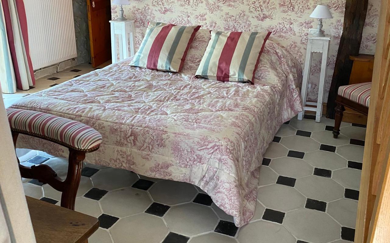 Le Domaine De Tizo Hotel Saint-Victor-de-Morestel Екстериор снимка