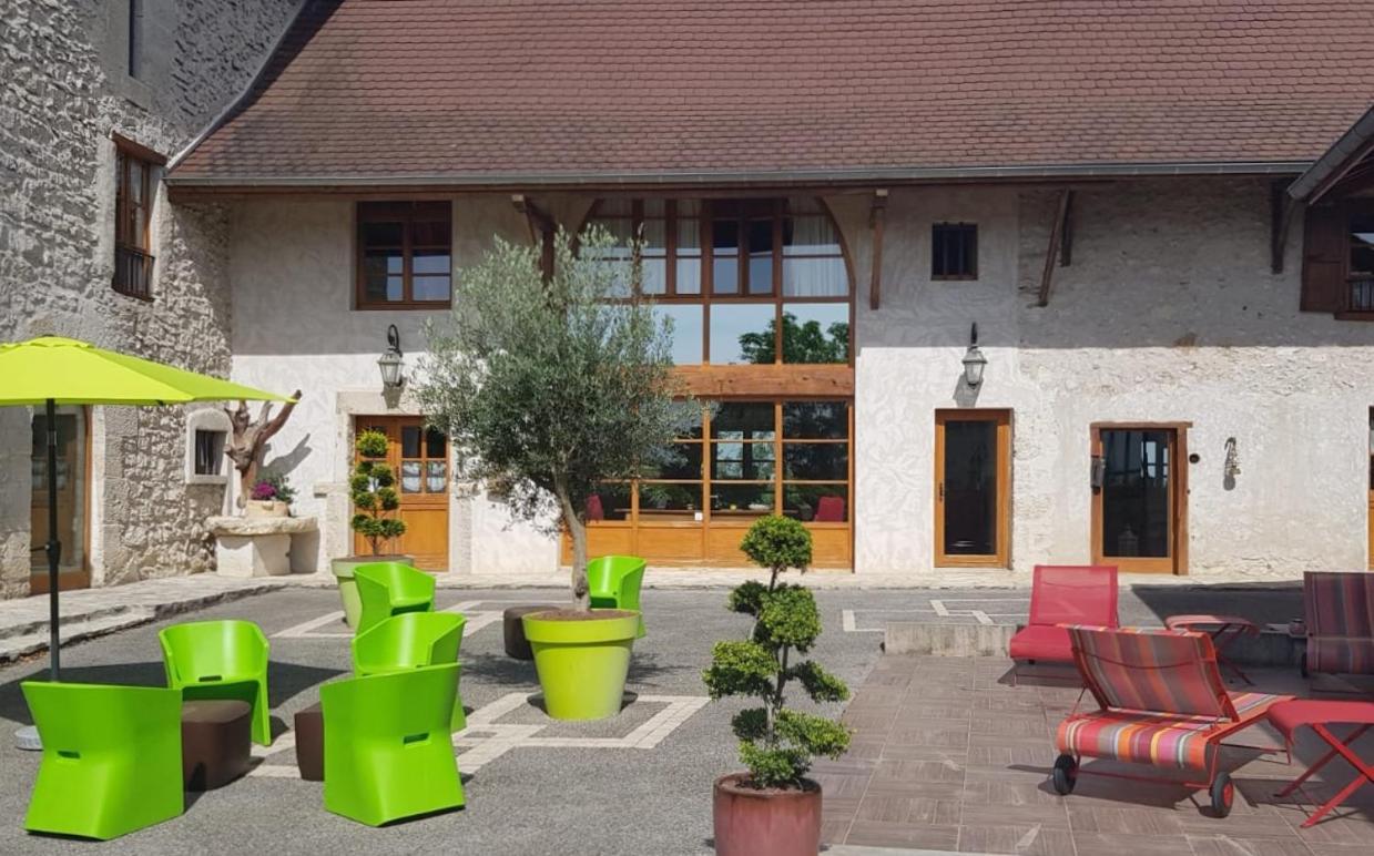 Le Domaine De Tizo Hotel Saint-Victor-de-Morestel Екстериор снимка